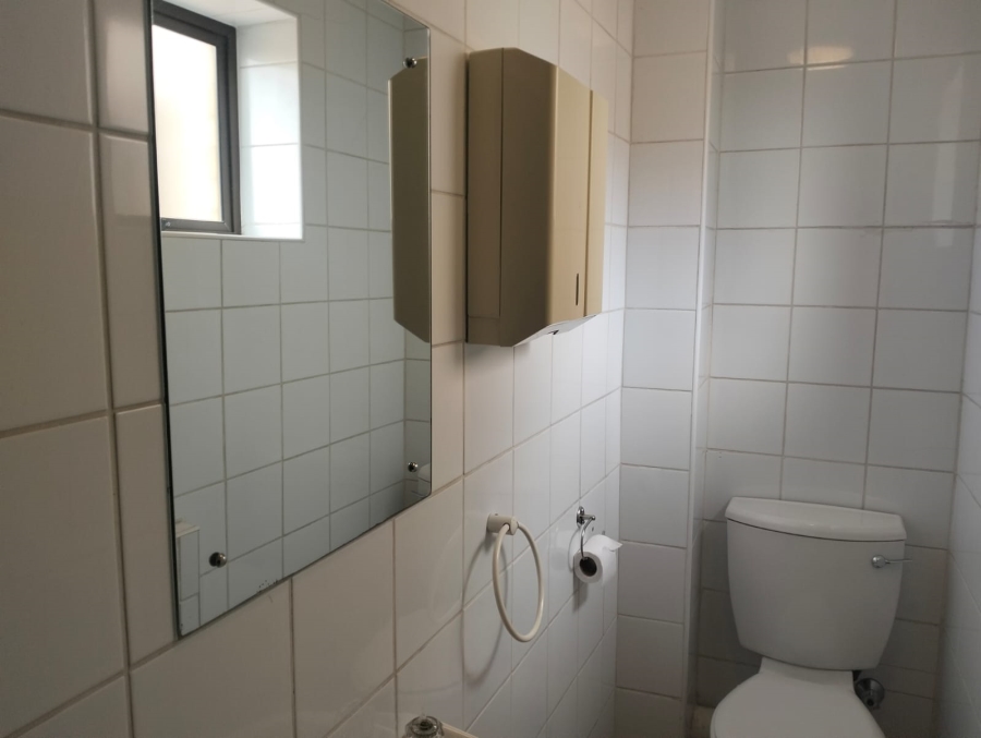 To Let Commercial Property for Rent in Eversdal Western Cape